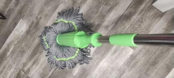Twist & Shine™ Spin & Squeeze Floor Cleaner