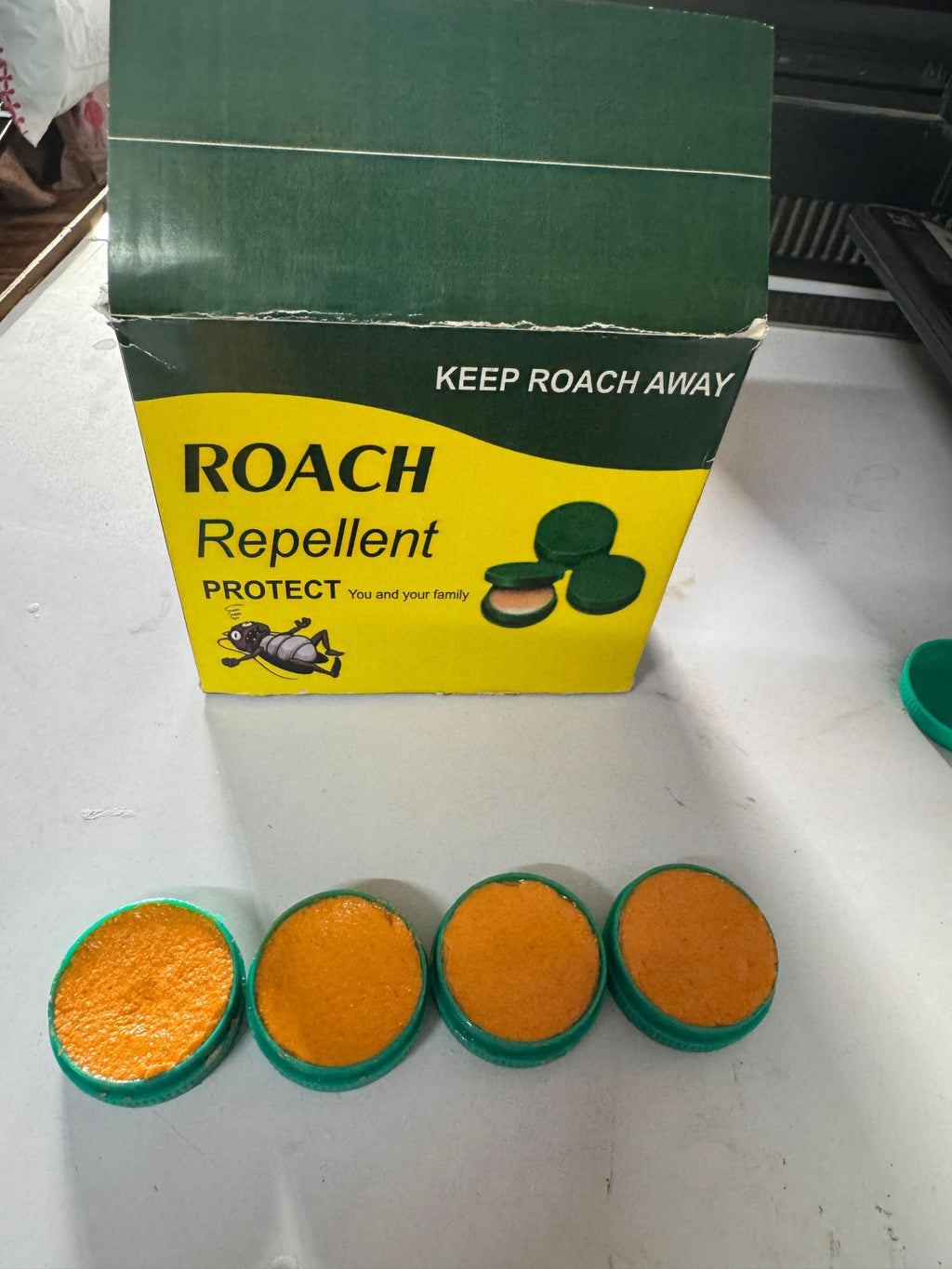 RoachGuard™ Gel Pods – Home Roach Control Duo